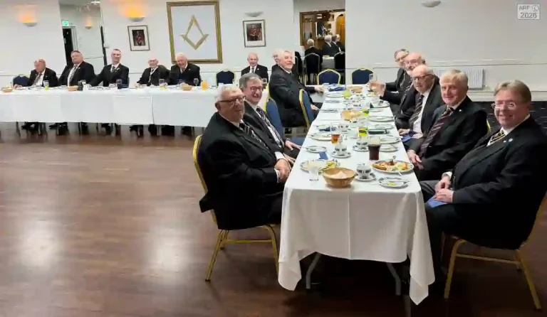 Conclave members, visitors and Divisional Officers enjoying themselves at the festive board following the meeting of Milvian Bridge Conclave